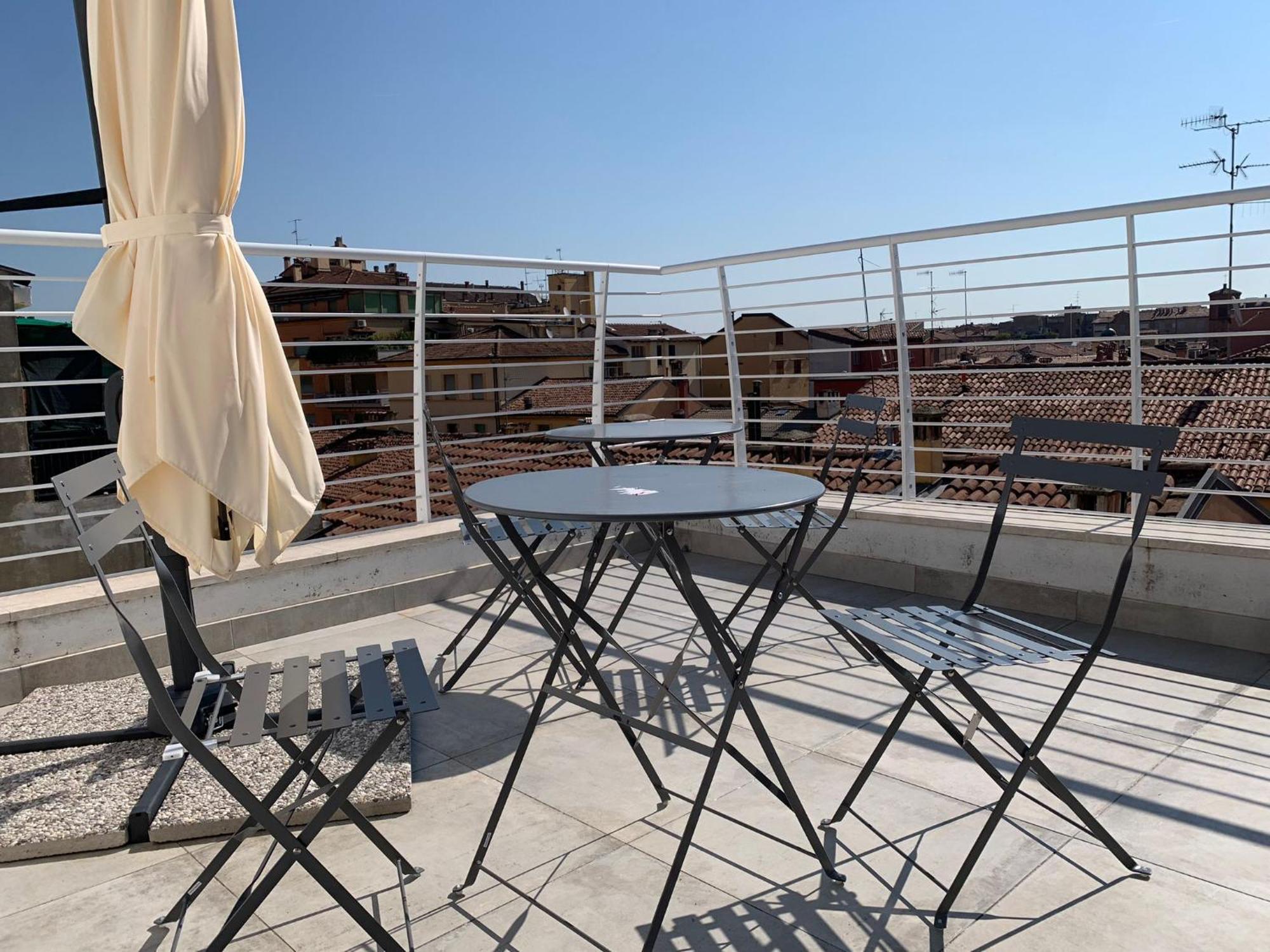 Ferienwohnung L'Attico Dell'Edera Bologna Exterior foto