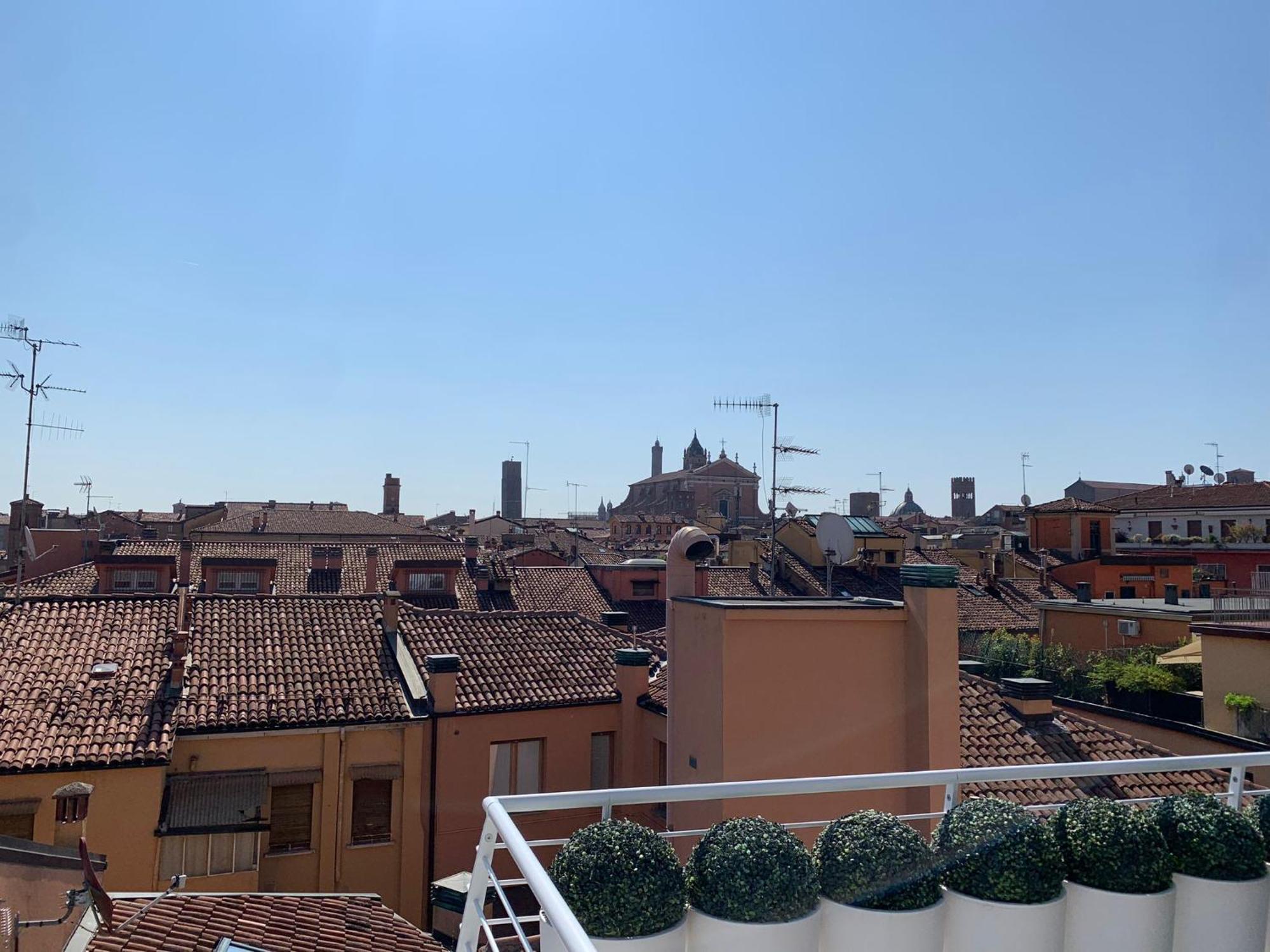 Ferienwohnung L'Attico Dell'Edera Bologna Exterior foto